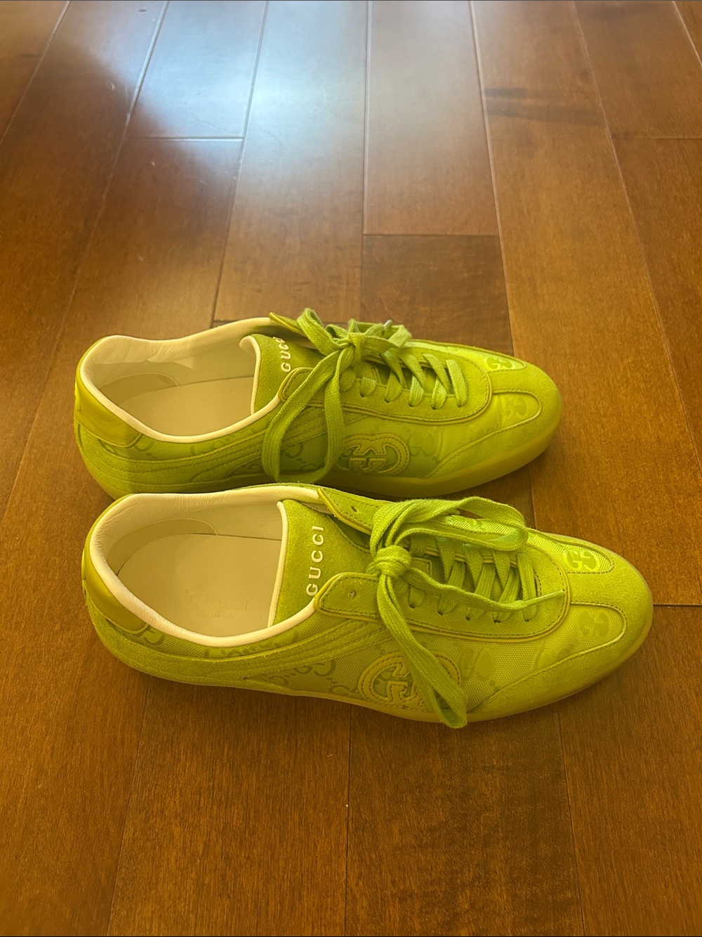 Gucci Womens Lime Green Logo Low-Top Sneakers